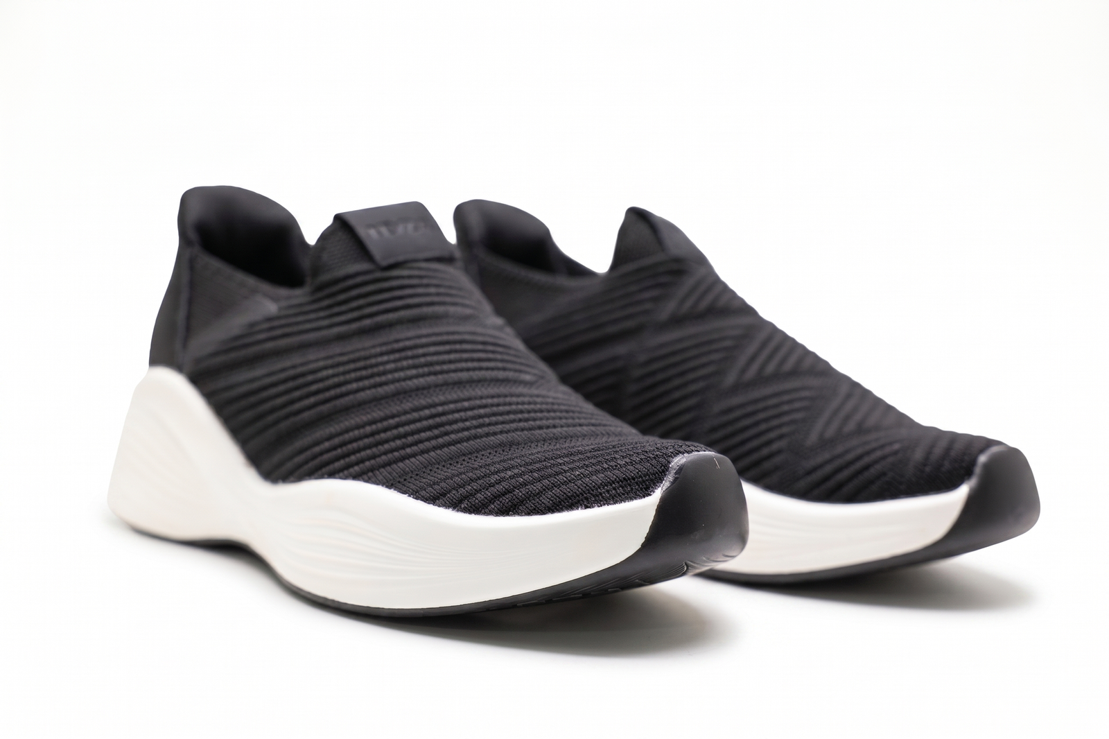 BASKETS CONFORTABLES – NOIR