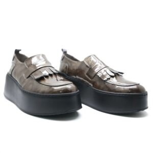 CHAUSSURES EN CUIR AVEC FRANGE - GRIS