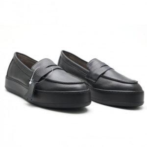 CHAUSSURES EN CUIR - NOIR