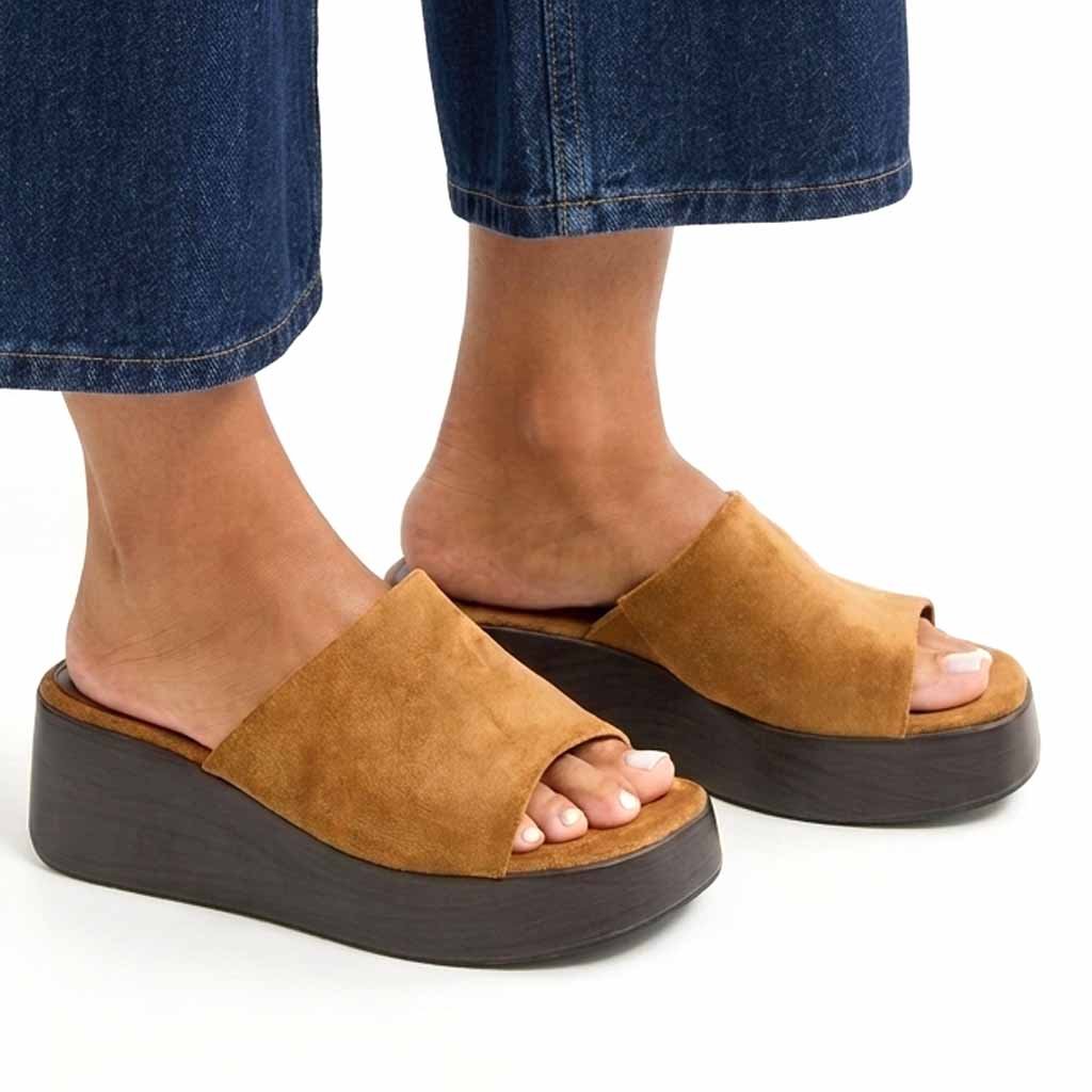 MULES COMPENSÉES – CAMEL