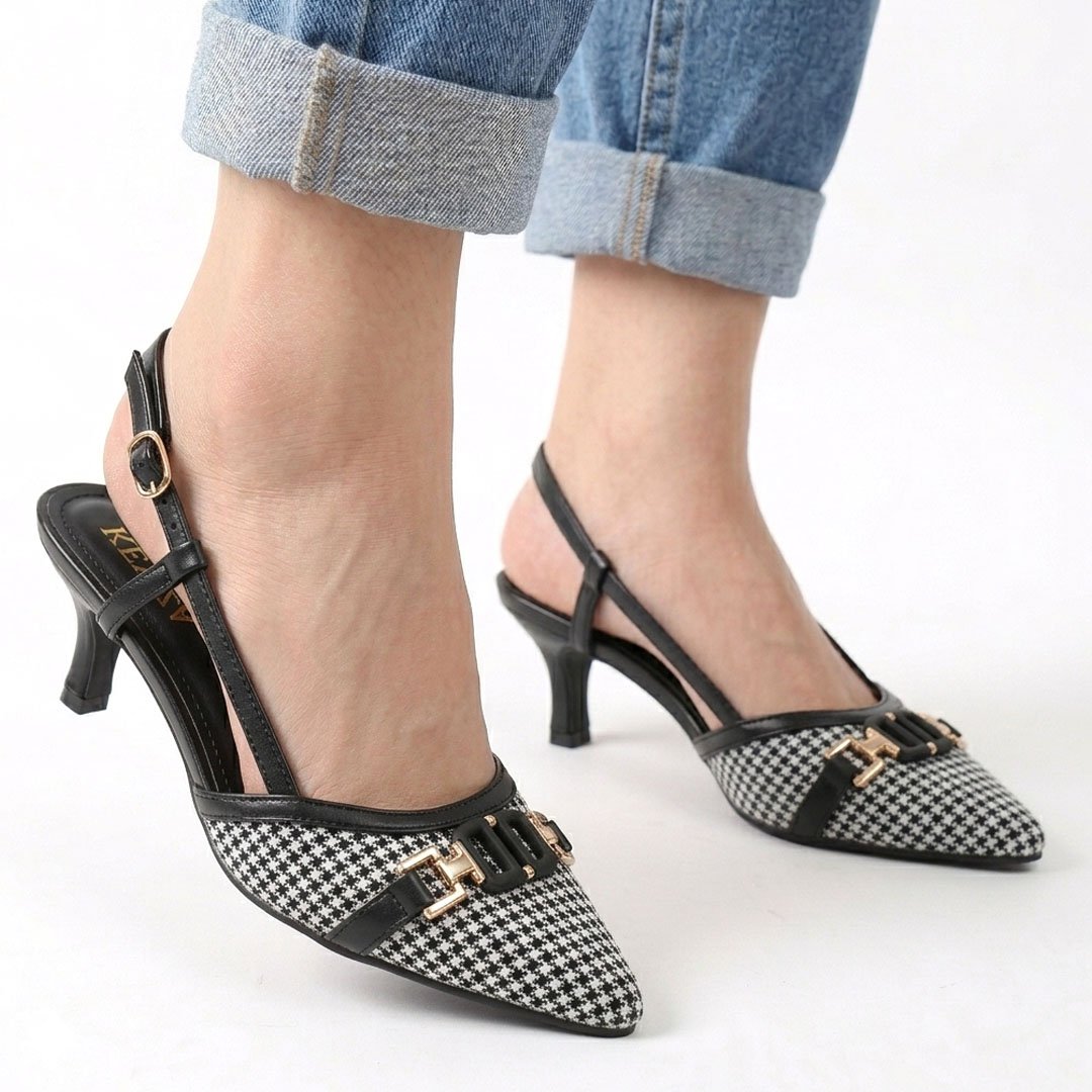 ESCARPINS CHIC – NOIR