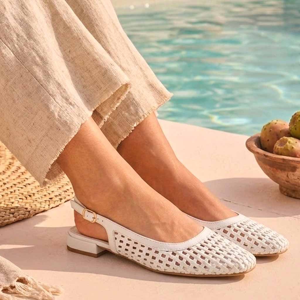 SANDALES PLATES – BLANC