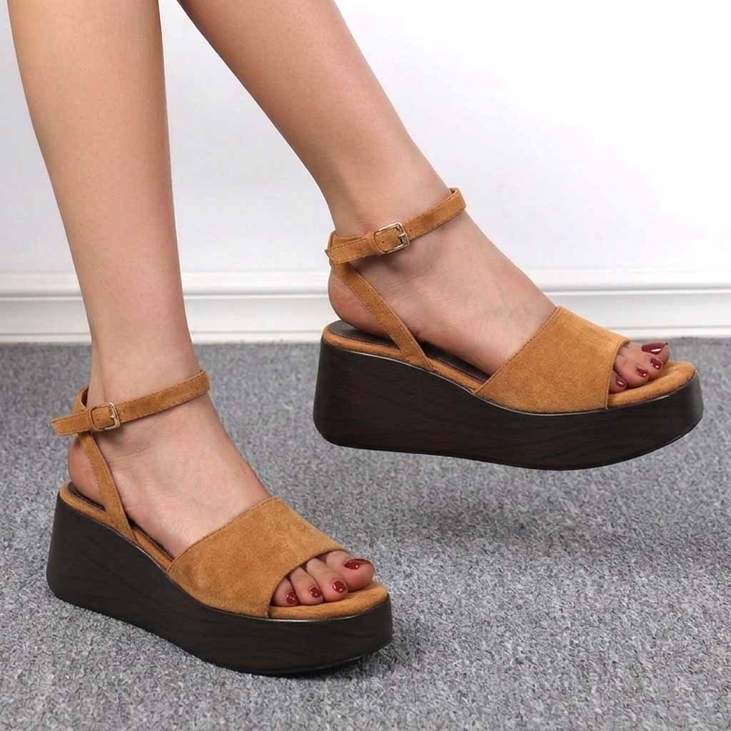 SANDALES COMPENSÉES – CAMEL