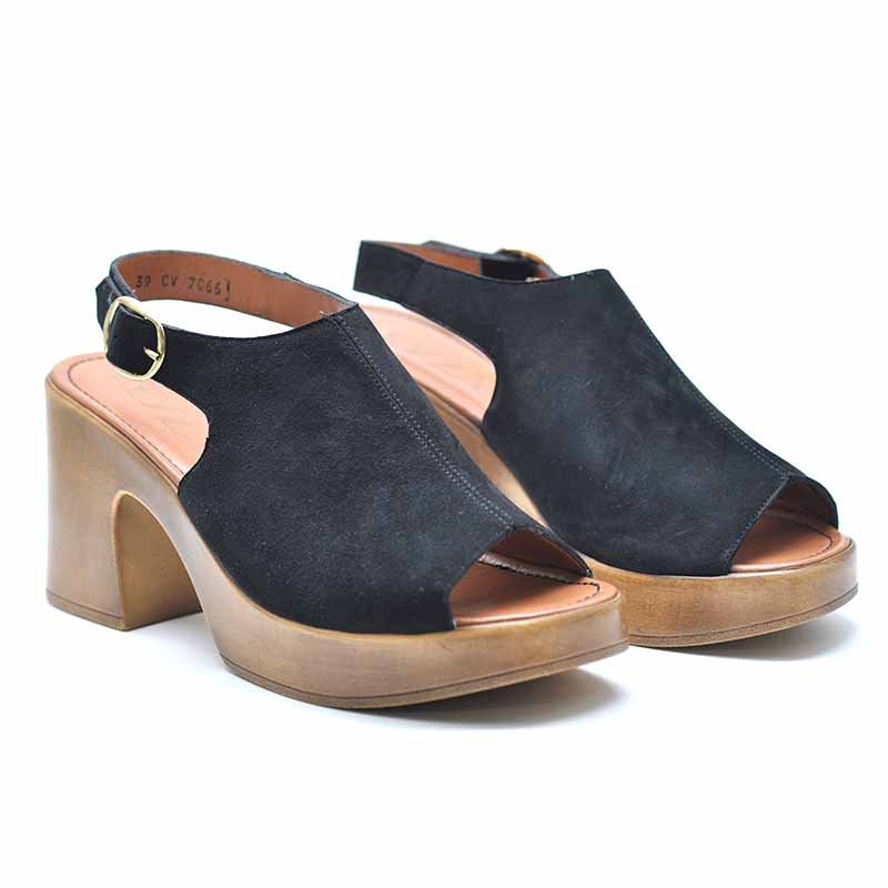 SANDALE À TALON EN CUIR – NOIR